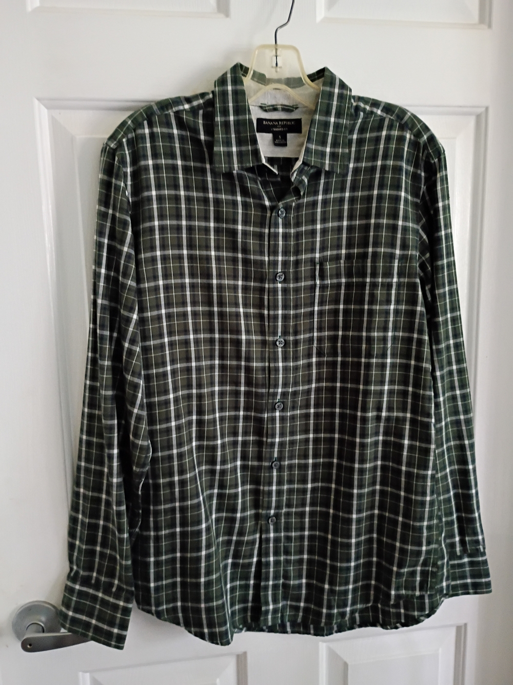 Banana Republic Men's Green Plaid Button-Up Shirt